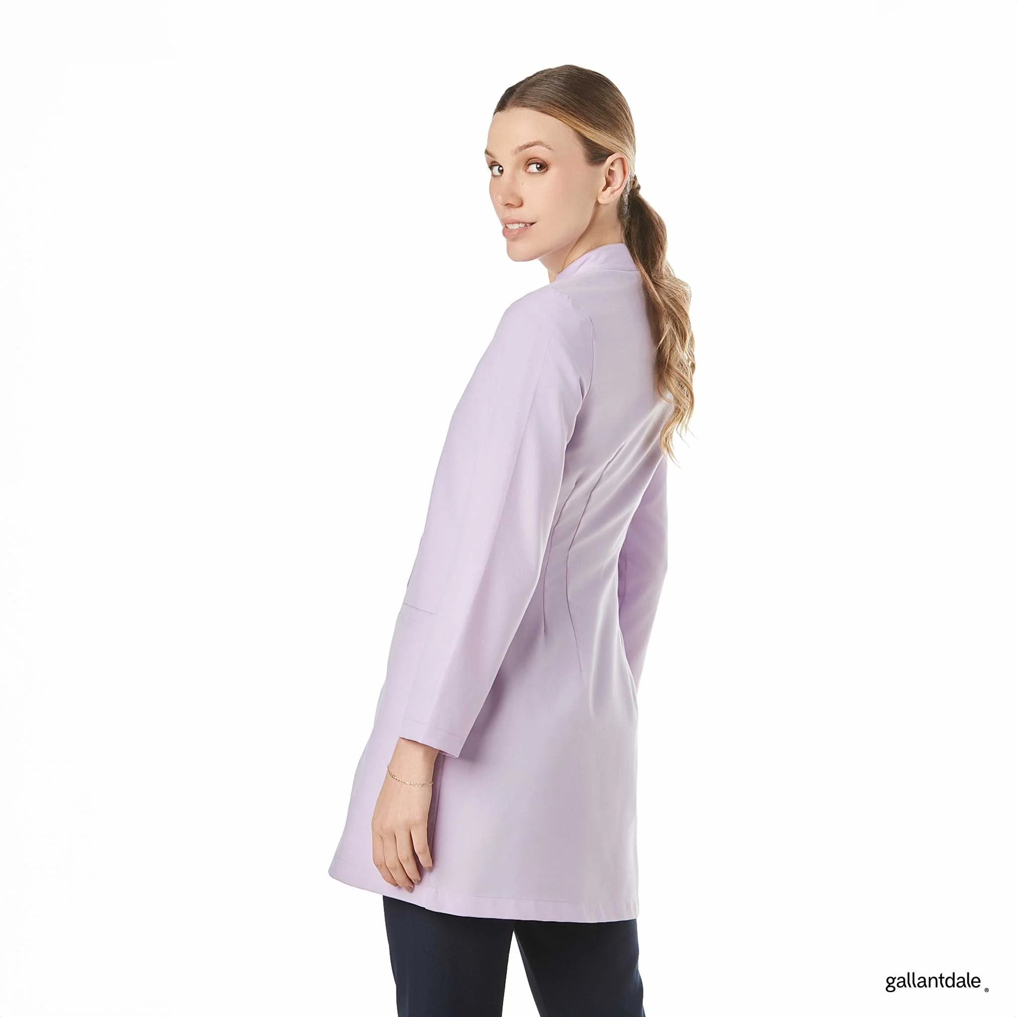 Bata Médica de Mujer Parigi - Image 8