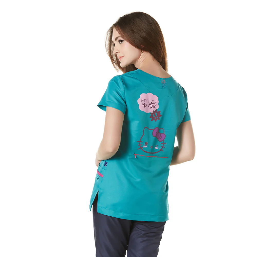 Filipina Médica de Mujer Hello Kitty® Bun Antibacterial - Image 4