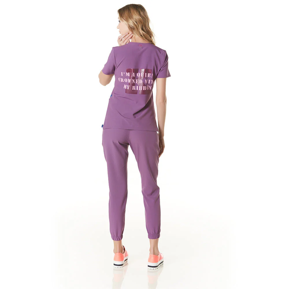 Pijama Quirúrgica de Mujer Hello Kitty® Performance Antibacterial - Image 3