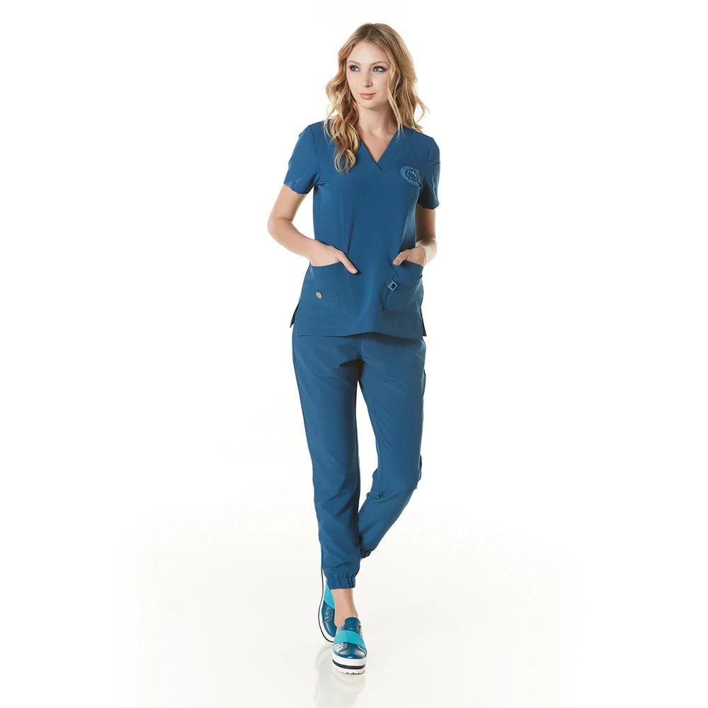 Pijama Quirúrgica de Mujer Hello Kitty® Performance Antibacterial - Image 7