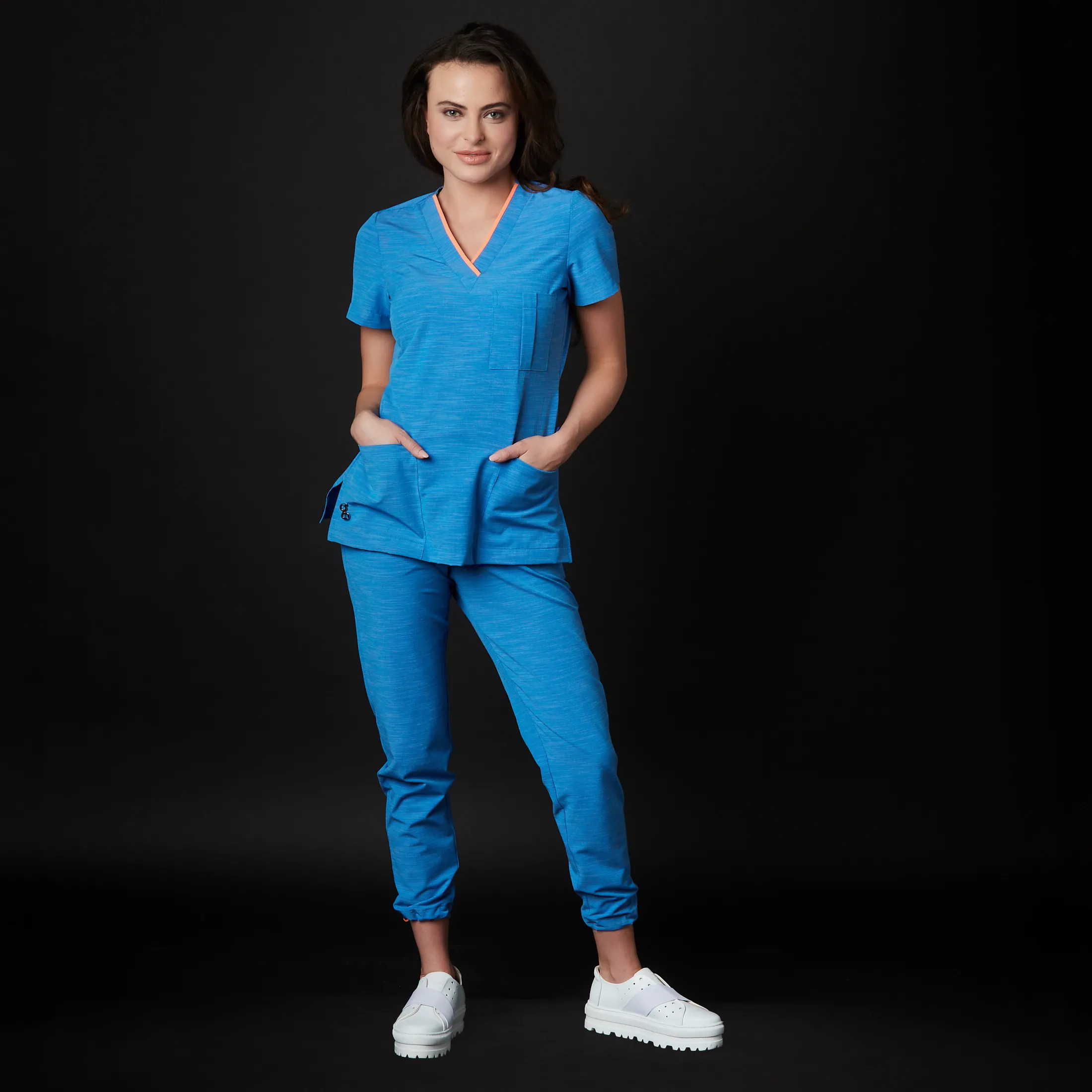 Pijama Quirúrgica de Mujer Baltic - Image 13