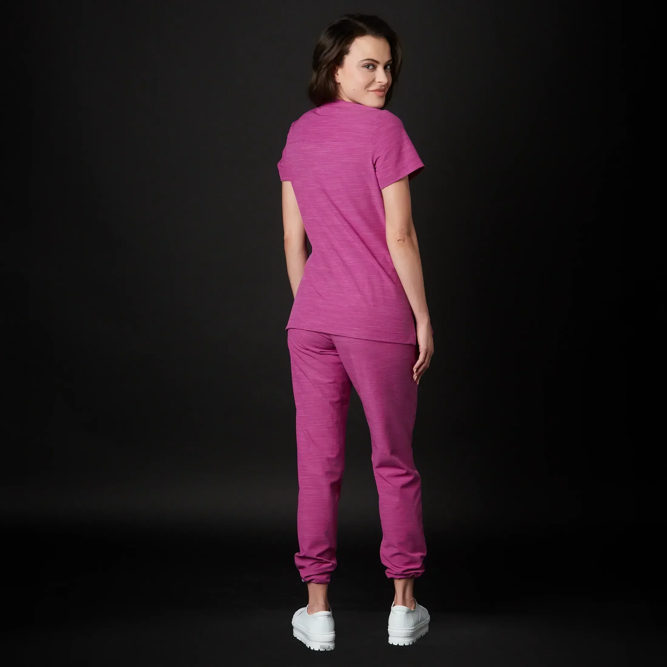 Pijama Quirúrgica de Mujer Baltic - Image 19