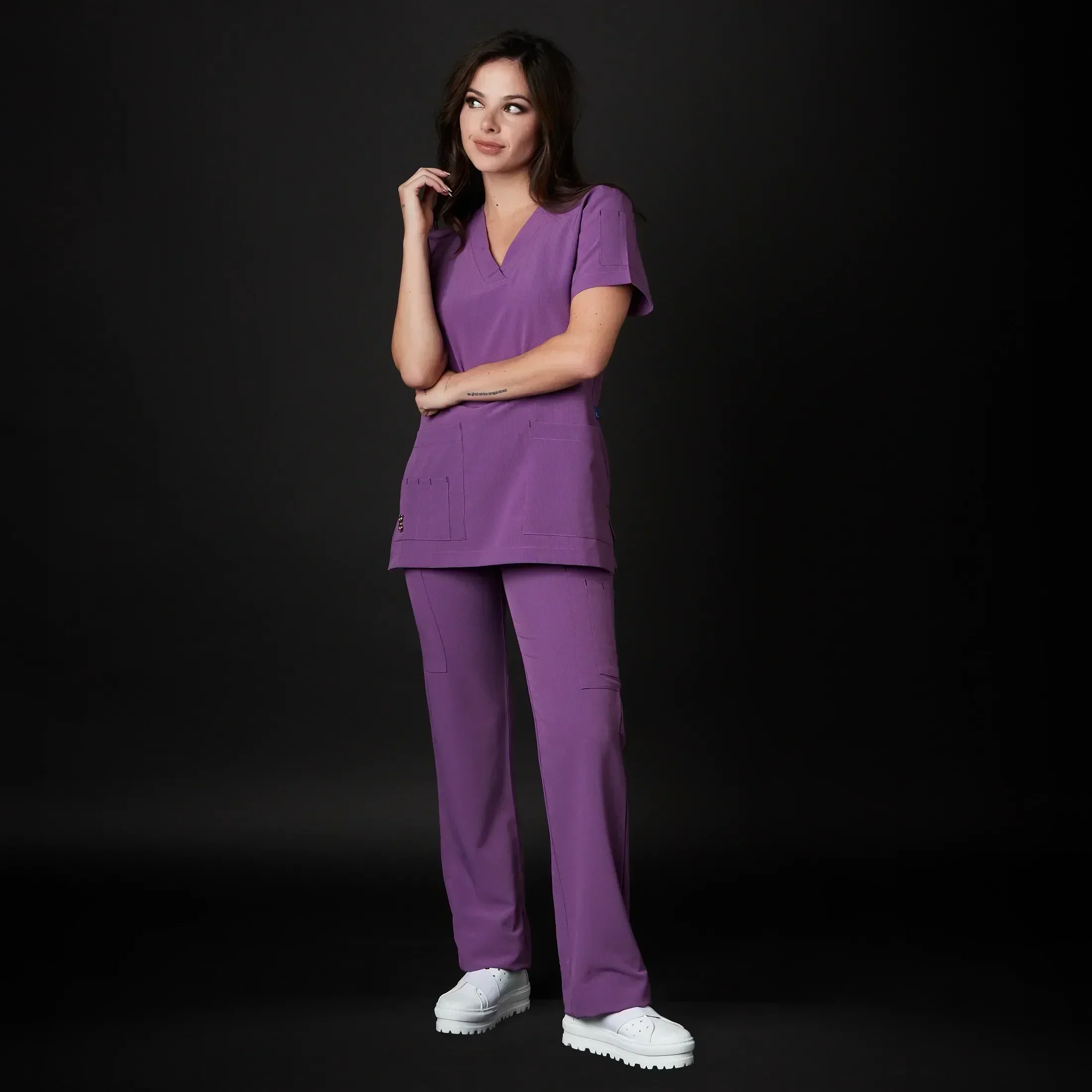 Pijama Quirúrgica de Mujer Catherine Antibacterial 2024 - Image 14