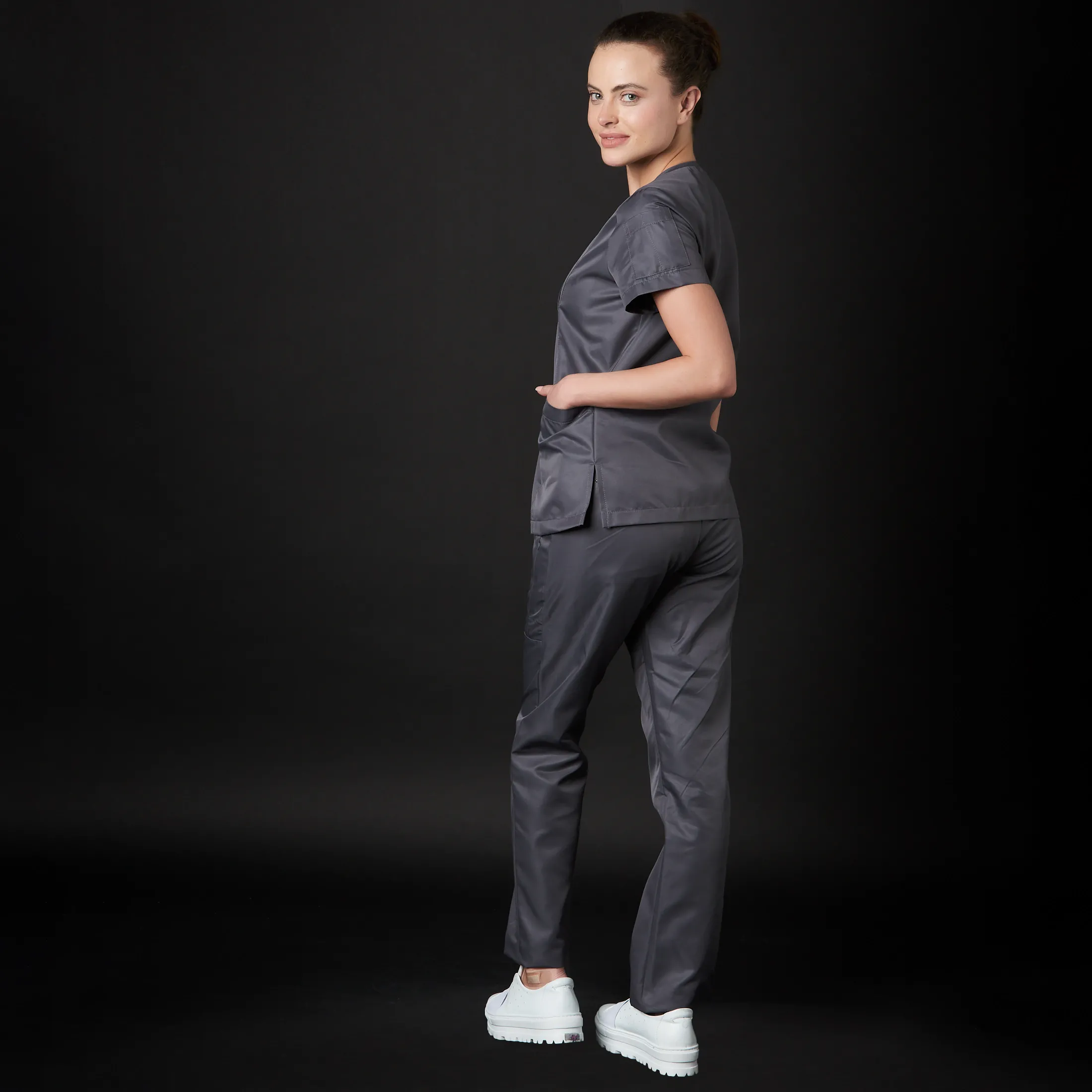 Pijama Quirúrgica de Mujer Charles Antibacterial - Image 4