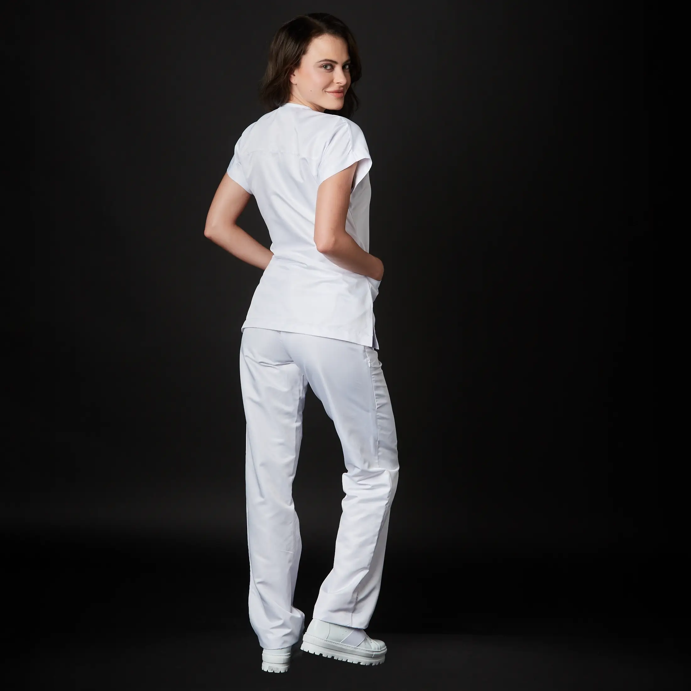 Pijama Quirúrgica de Mujer Dra Quinn Antibacterial - Image 10